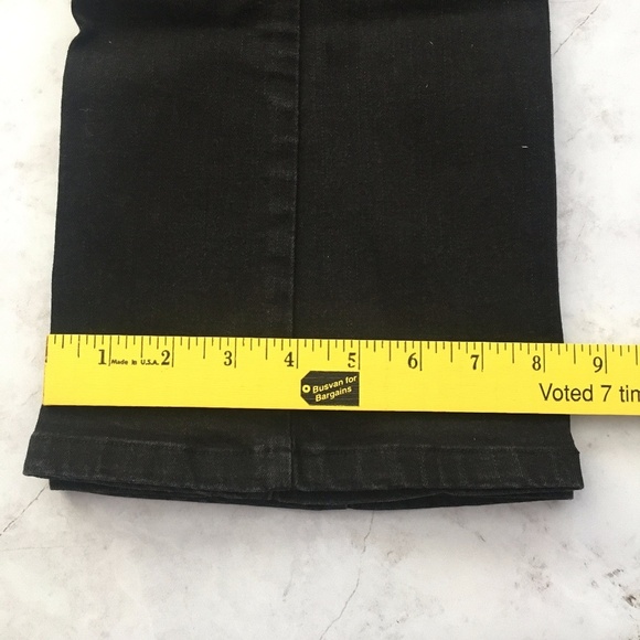 ⭐️ Levi's 512 Perfectly Slimming Bootcut Black Jeans - Picture 10 of 10